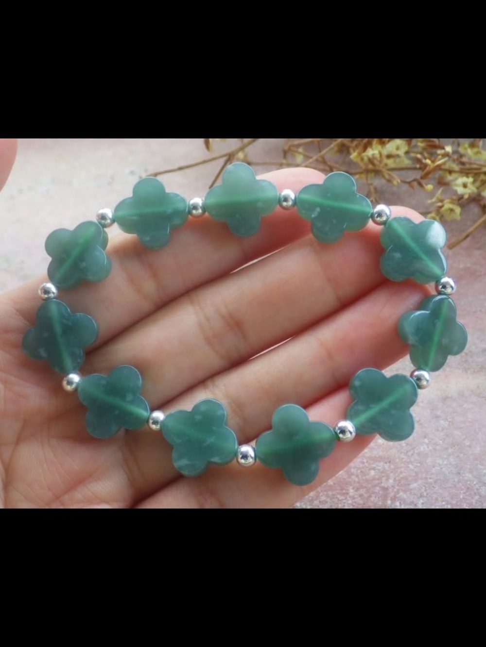 Elegant Green Clover jadeite jade Bead Stretch Bracelet certificate